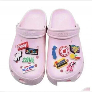 🥳MYSTERY PACK OF 5 Croc Charms